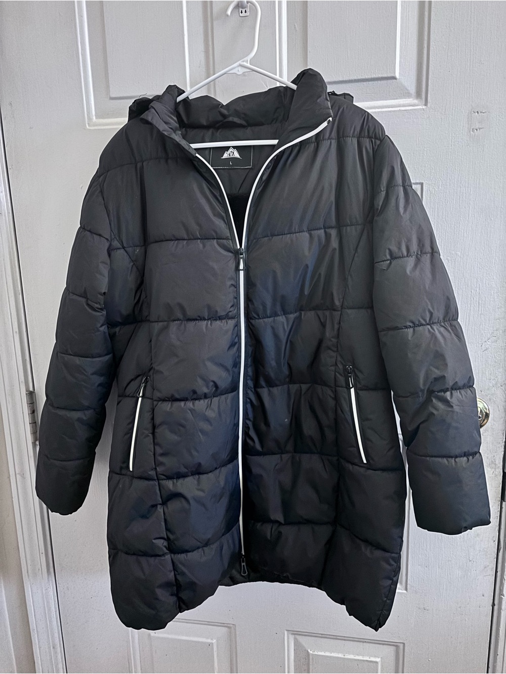 Women's Black Long Hooded Puffer Coat PRICE FIRM!